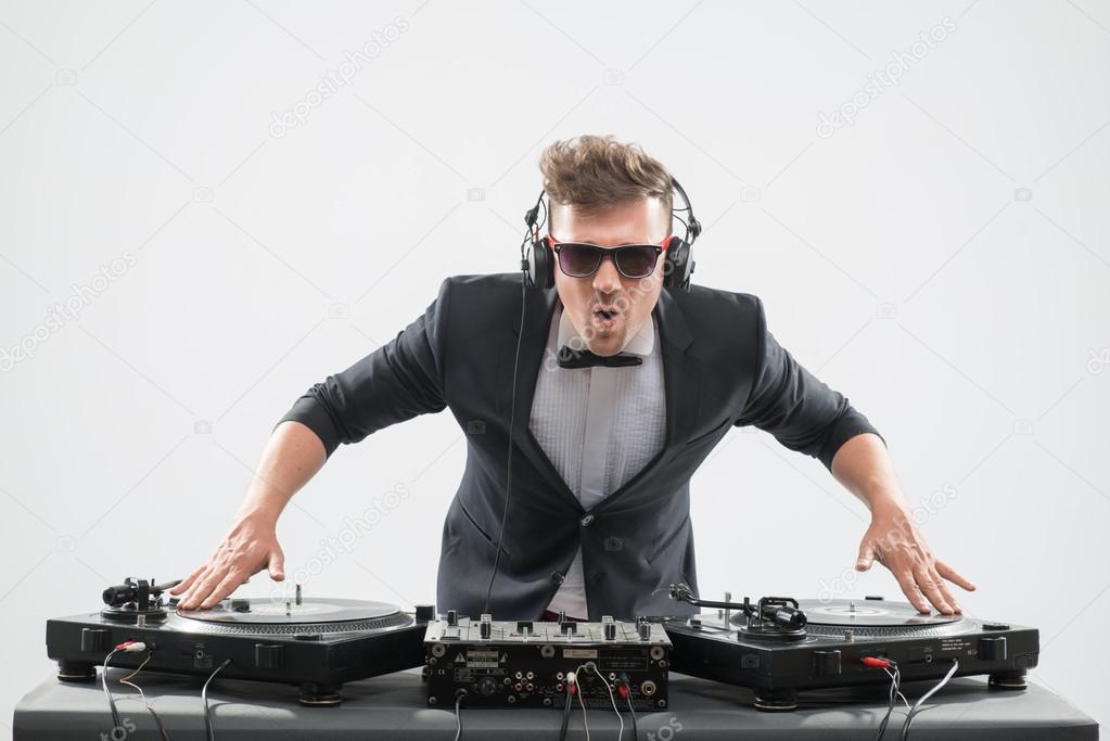 dj