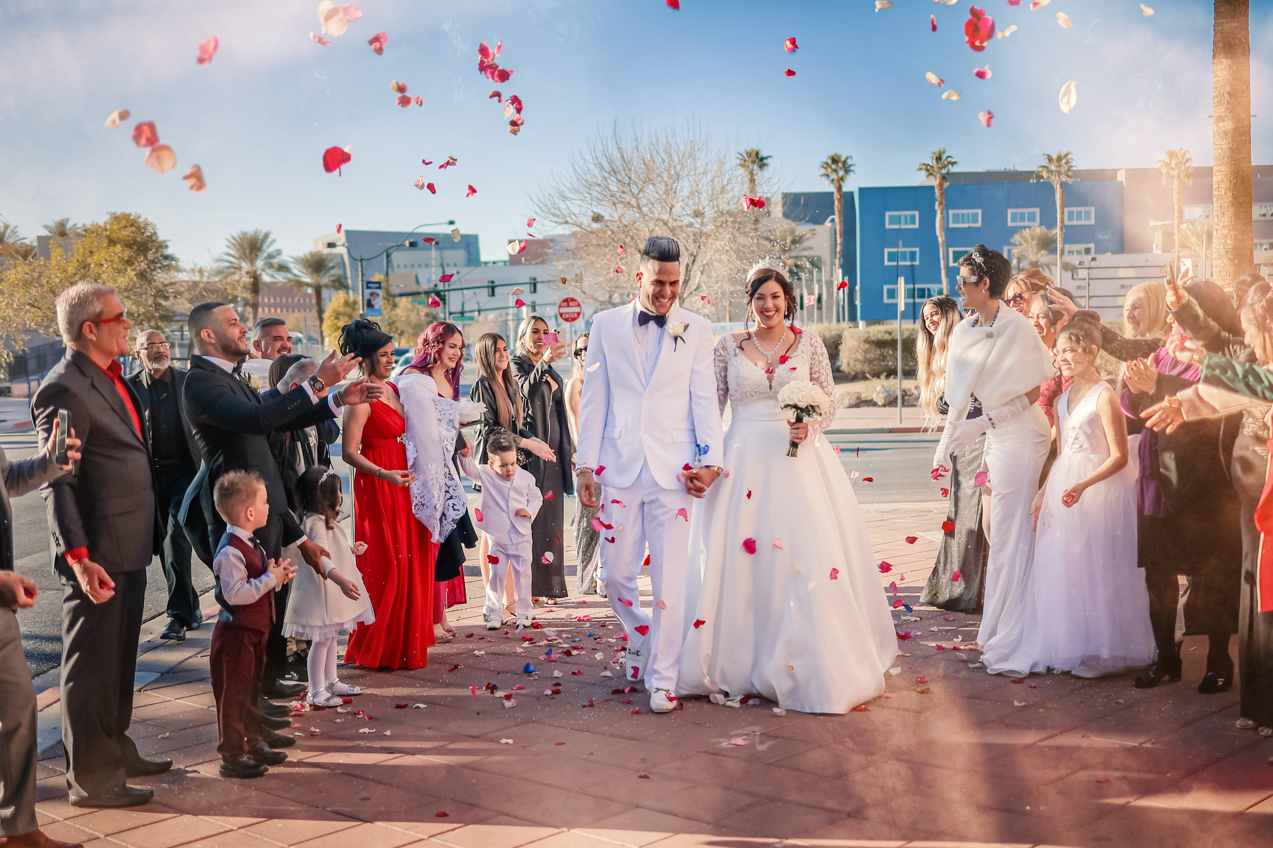 people dancing at a wedding